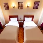 Minerva Downtown Hostel
